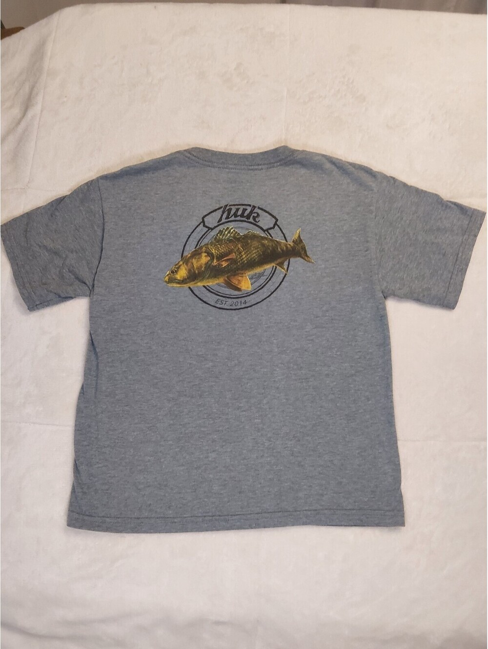 Huk Gray Short Sleeve Fishing T-Shirt with Fish Graphic - 0014